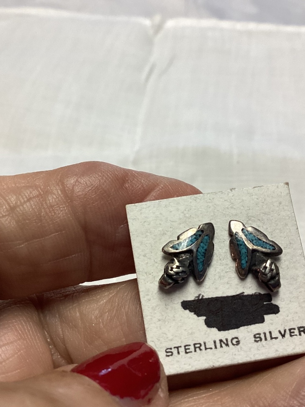 Arrow head small turquoise earrings stud style FUN 💙💙💙💙💙